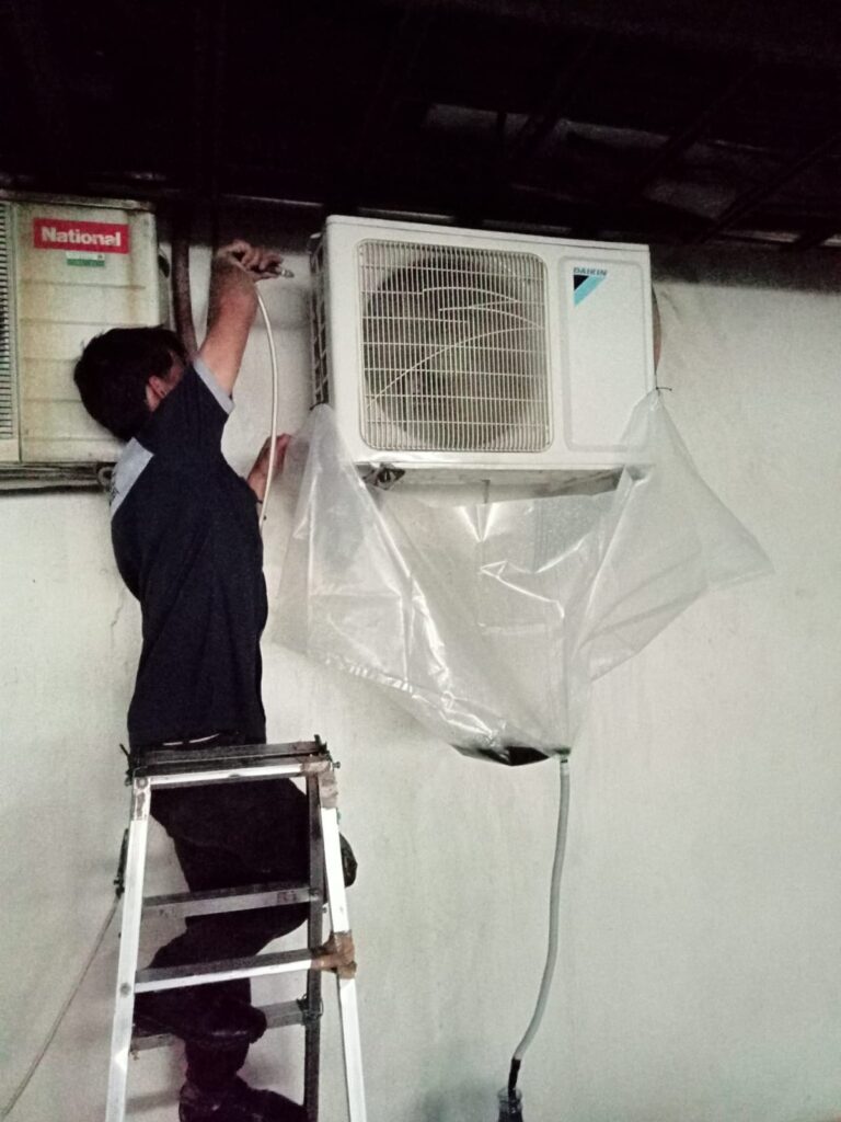 Jasa Service AC Terdekat Mekar Sari
