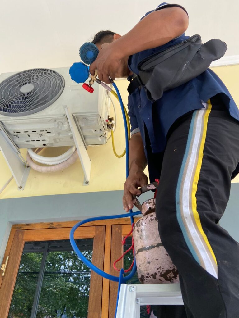 Jasa Service AC Terdekat Buaran, Serpong