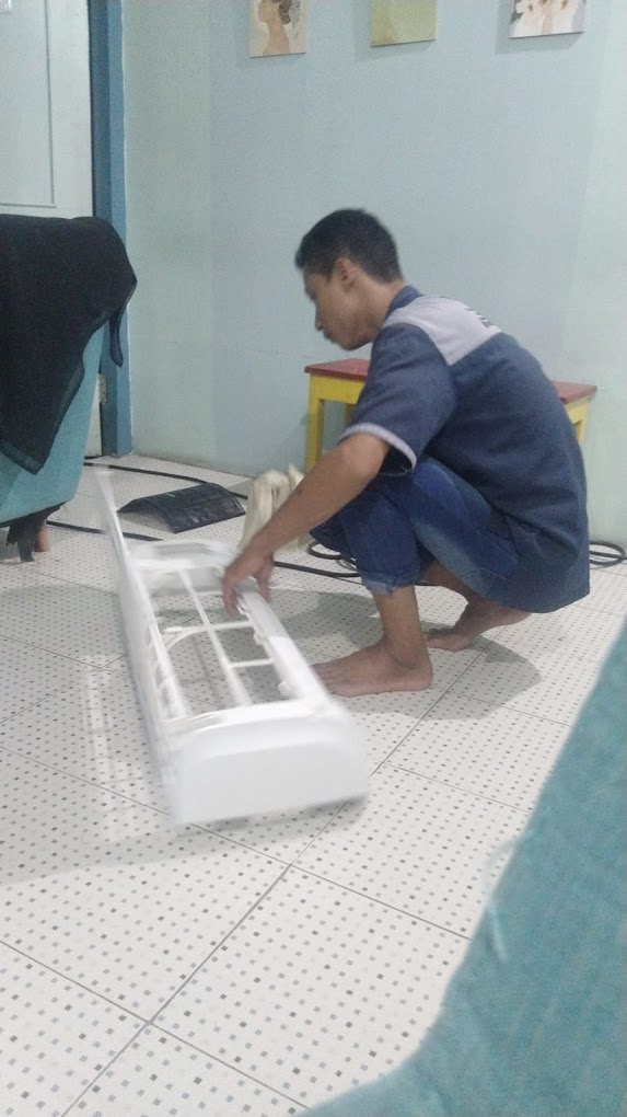 Tukang Bongkar AC Rawa Badak Selatan, Marunda, Semper Barat, Semper Timur Jasa Bongkar AC Rawa Badak Selatan