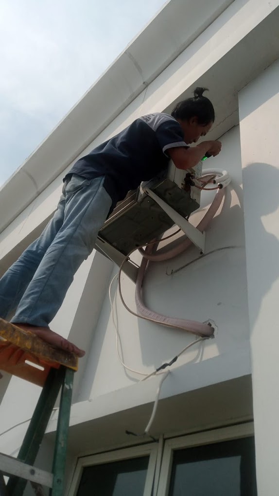 Tukang Bongkar Pasang AC Pela Mampang Terdekat Bergaransi Profesional CV. Sejahtera Jaya Teknik