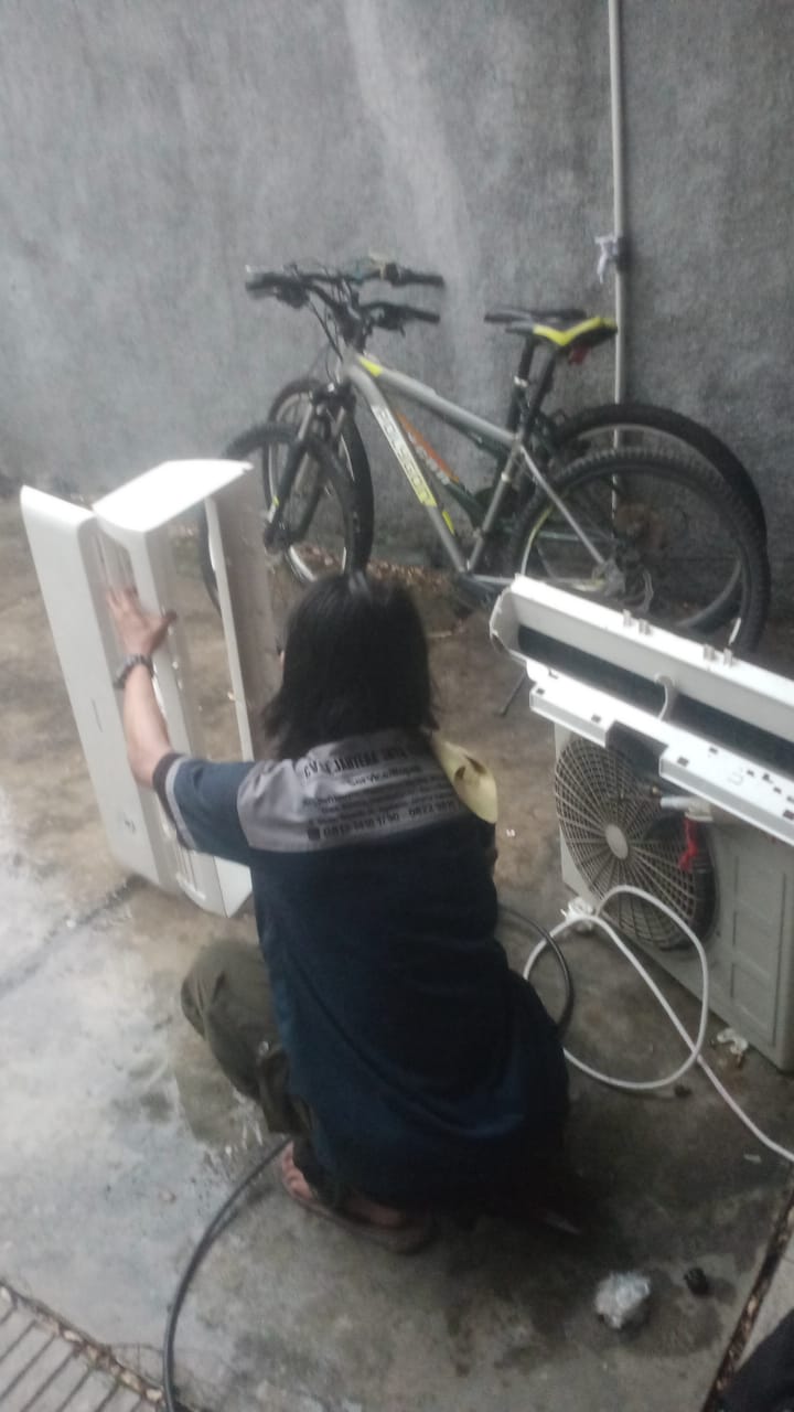 Jasa Cuci AC Indoor Turun/ Cuci Besar AC di Kelapa Gading Timur, Lodan Raya, Marunda, Tanjung Priok, Pegangsaan Dua
